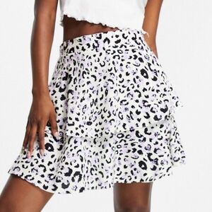 NWOT ASOS Design White Mini Skirt in Animal Purple Floral Print size 4